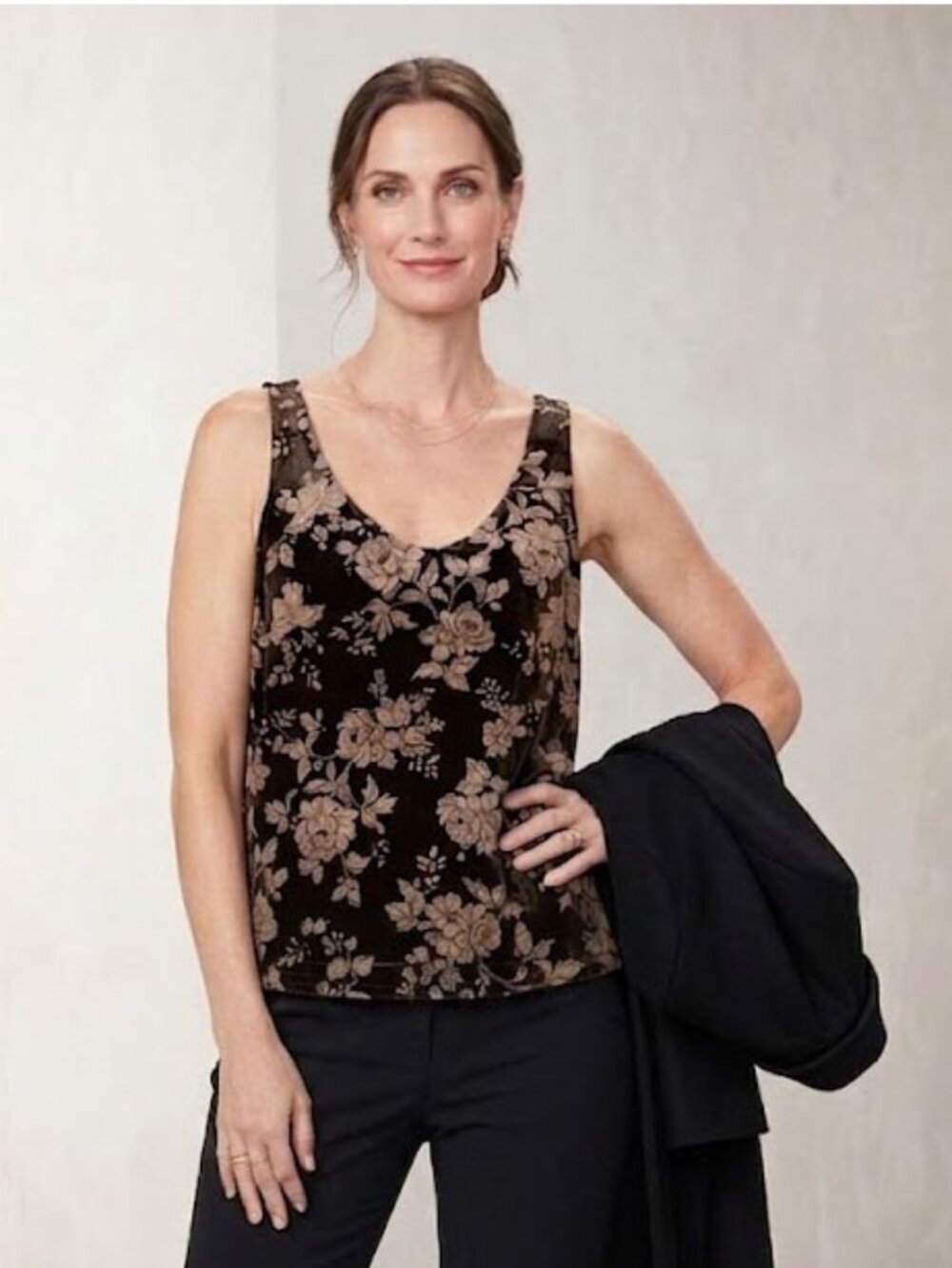 NYDJ Black Velvet Print Tank Top Rose Villa NWT Size Medium